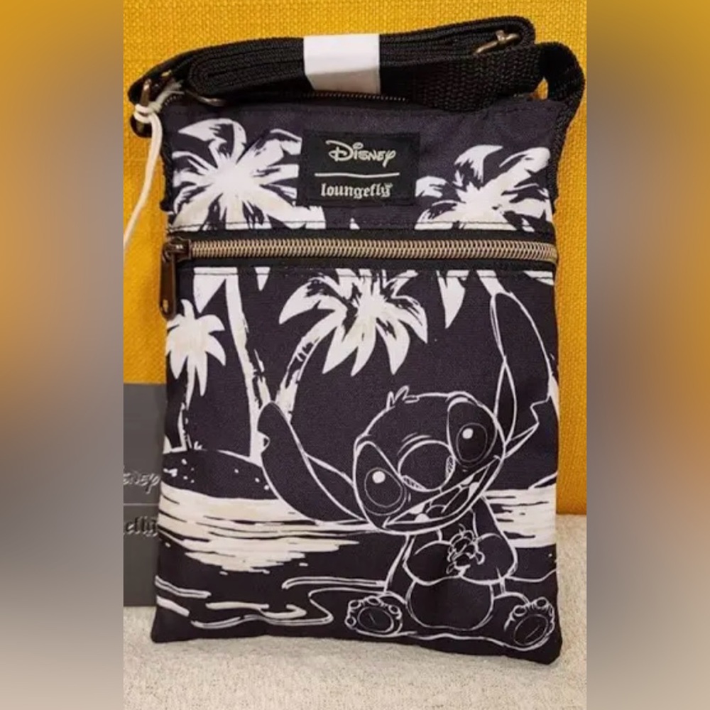 NEW Loungefly Disney Stitch Black & White Crossbody Bag Purse